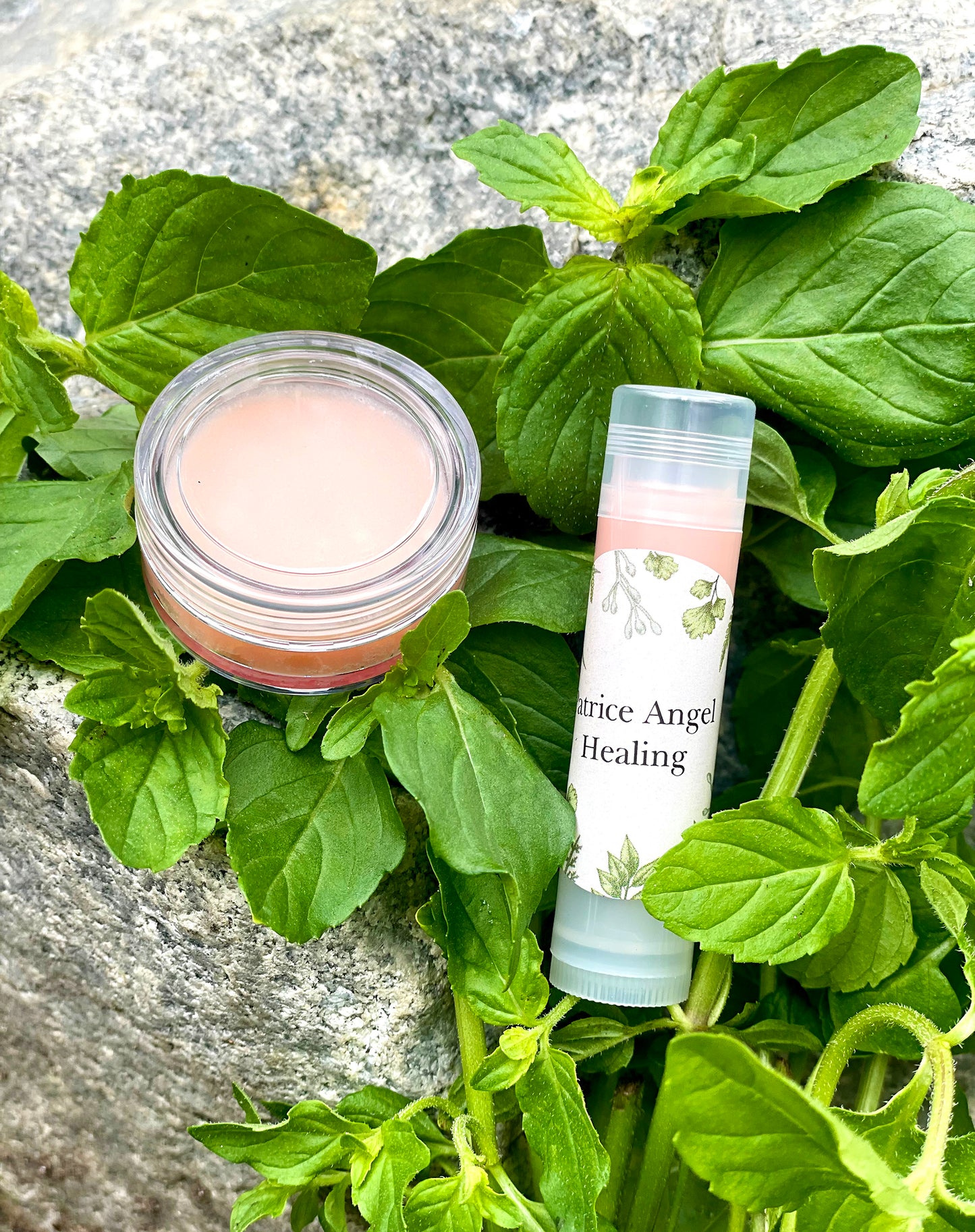 Creamy, healing hydration with a refreshing hint of mint for your lips.  Nourishing moisture with natural essential peppermint oil, grape seed oil, beeswax and Shea butter.  Comes in BPA Free, clear round jars and tubes.